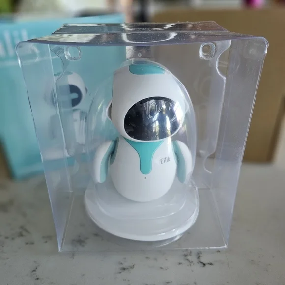 Eilik Desktop Robot - Picture 6 of 12